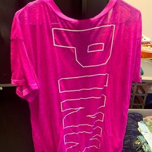VS PINK V-neck with logo on the back